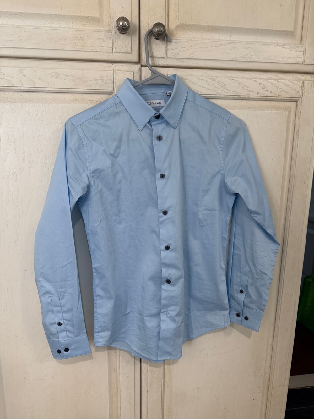 Calvin Klein Boy’s Sky Blue Long-Sleeve Dress Shirt